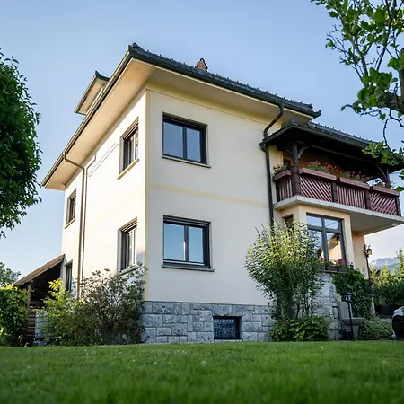 Entire For 6 Near Bled -private Garden, Grill & Free Parking *